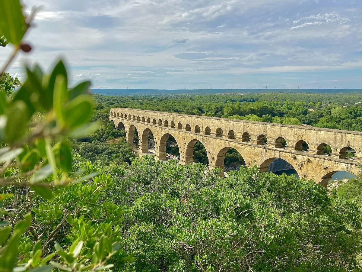 Le Pont du Gard, aqueduc romain classé à l'UNESCO